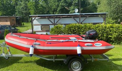 Člun s motorem 20Hp