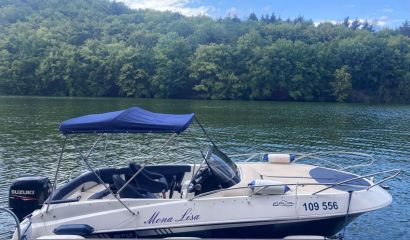 Kajutový motorový člun Galia 570 + SUZUKI DF 115 + přívěs