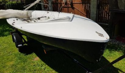 Sportovní plachetnice 420 + trailer Sportovní plachetnice 420 + trailer