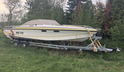 Kajutová loď BAJA 245