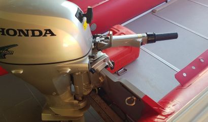 Prodám gumový člun Brig 380 s motorem Honda BF 20