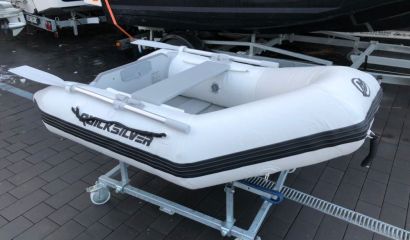 QUICKSILVER 320 SPORT