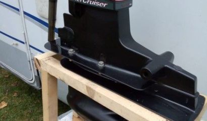 Prodám Z náhon MERCRUISER Prodám Z náhon MERCRUISER