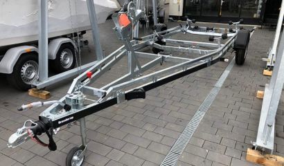 PŮJČENÍ LODNÍHO VLEKU THULE Brenderup Basic 2500