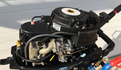 Lodní motor MERCURY F 9.9 dálkové ovládání plně funkční