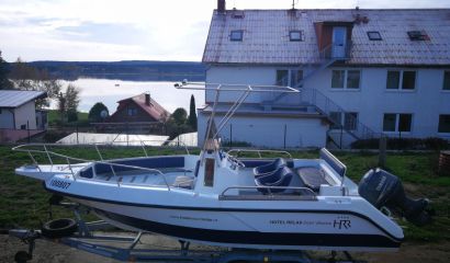 Motorová loď ELAN 20