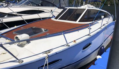 Kajutová loď NATÁLIE + přívěs