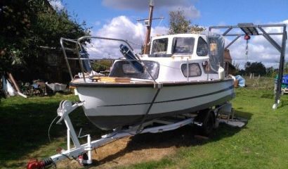 kajutová loď s vlekem kajutová loď s vlekem