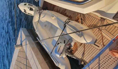 Gumový člun +motir Honda 2.3