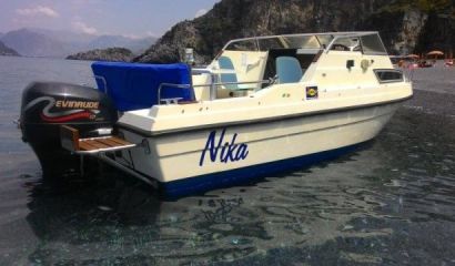 KAJUTOVÁ LAMINÁTOVÁ LOĎ ACQUAVIVA PENTA KAJUTOVÁ LAMINÁTOVÁ LOĎ ACQUAVIVA PENTA