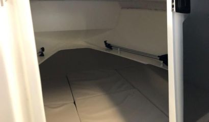 QUICKSILVER Activ 505 CABIN + MERCURY F 100