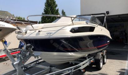 BAYLINER VR-5 Cuddy + MERCURY F 150