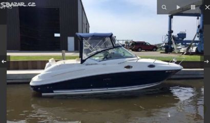 MOTOROVÁ LOD SEA RAY 240 SUNDRACER