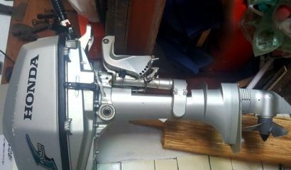 Lodní motor Honda BF5A Lodní motor Honda BF5A