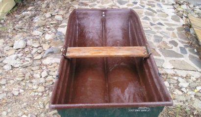 Prodám zavážecí loďku